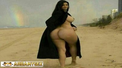 سكس بدوية شرموطة تتناك من بدوي فى الصحراء بدوية